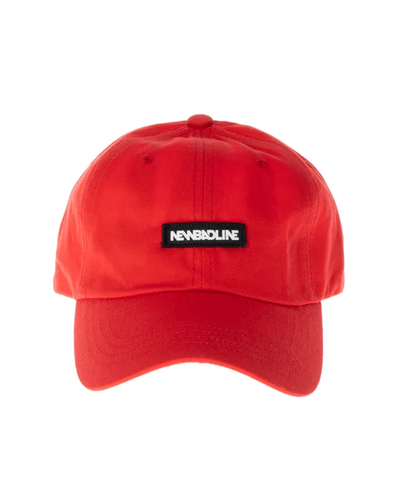 CZAPKA Z DASZKIEM BASIC RED