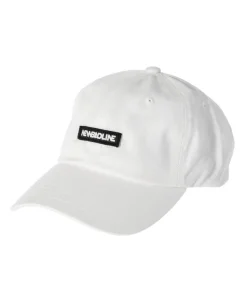 CZAPKA Z DASZKIEM BASIC WHITE